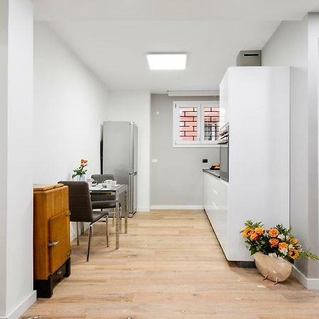 Duplex Luxurious Apt In The Heart Of Bologna Exterior foto